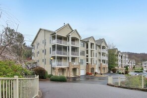 Exterior - Mountain View Fore You - Golf Front 2 BR, 2BA Condo (Maggie Valley)