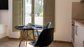 Appartement | Coin séjour | Télévision de 32 pouces avec chaînes numériques