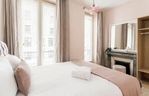 3 chambres, fer et planche Ă repasser, Wi-Fi gratuit, draps fournis