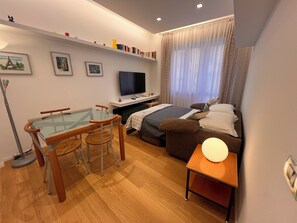 3 chambres, fer et planche Ă repasser, Wi-Fi gratuit, draps fournis