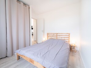 2 bedrooms