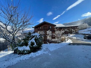 Exterior - 2-bedroom apartment at the ski slopes with indoor pool (Flumet)