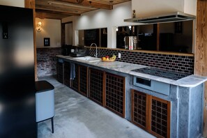 Microwave, oven, stovetop