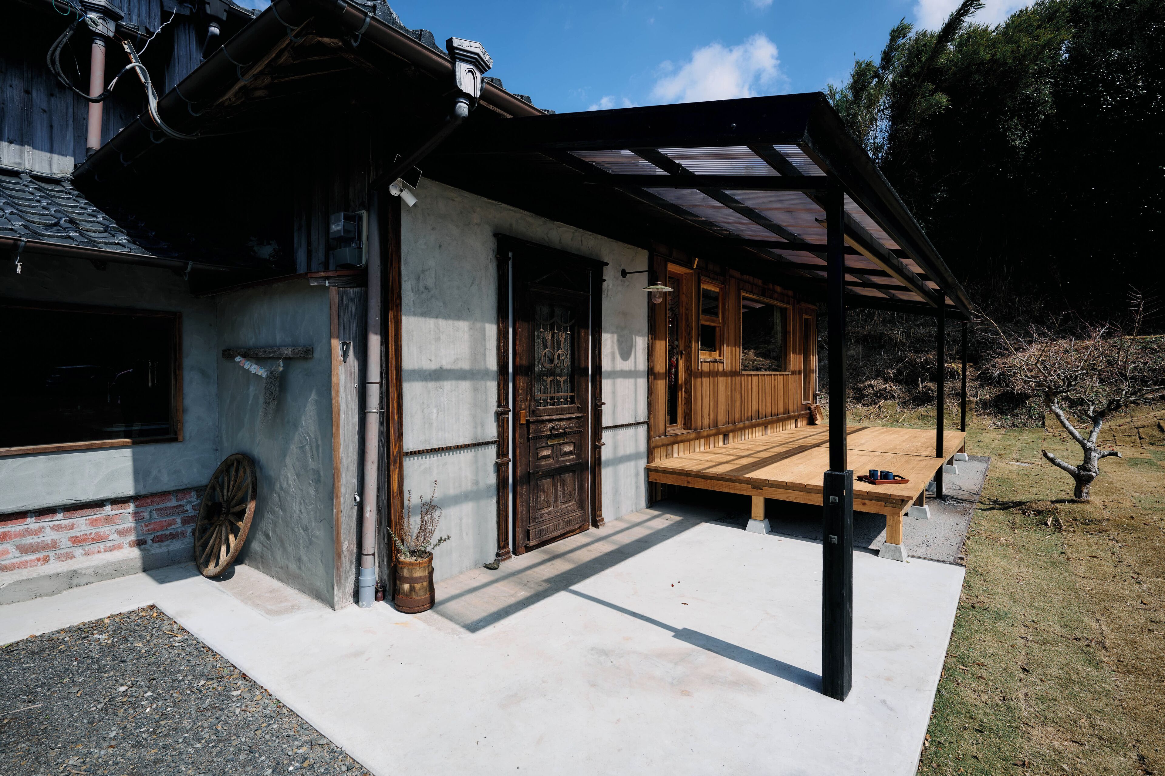 屋外ダイニングエリア