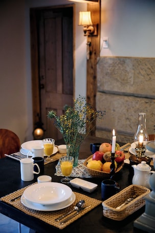 Dining. Hotel Namaskar Kagoshima Fully renovated old private house inn. Come stay in an extraordinary space!