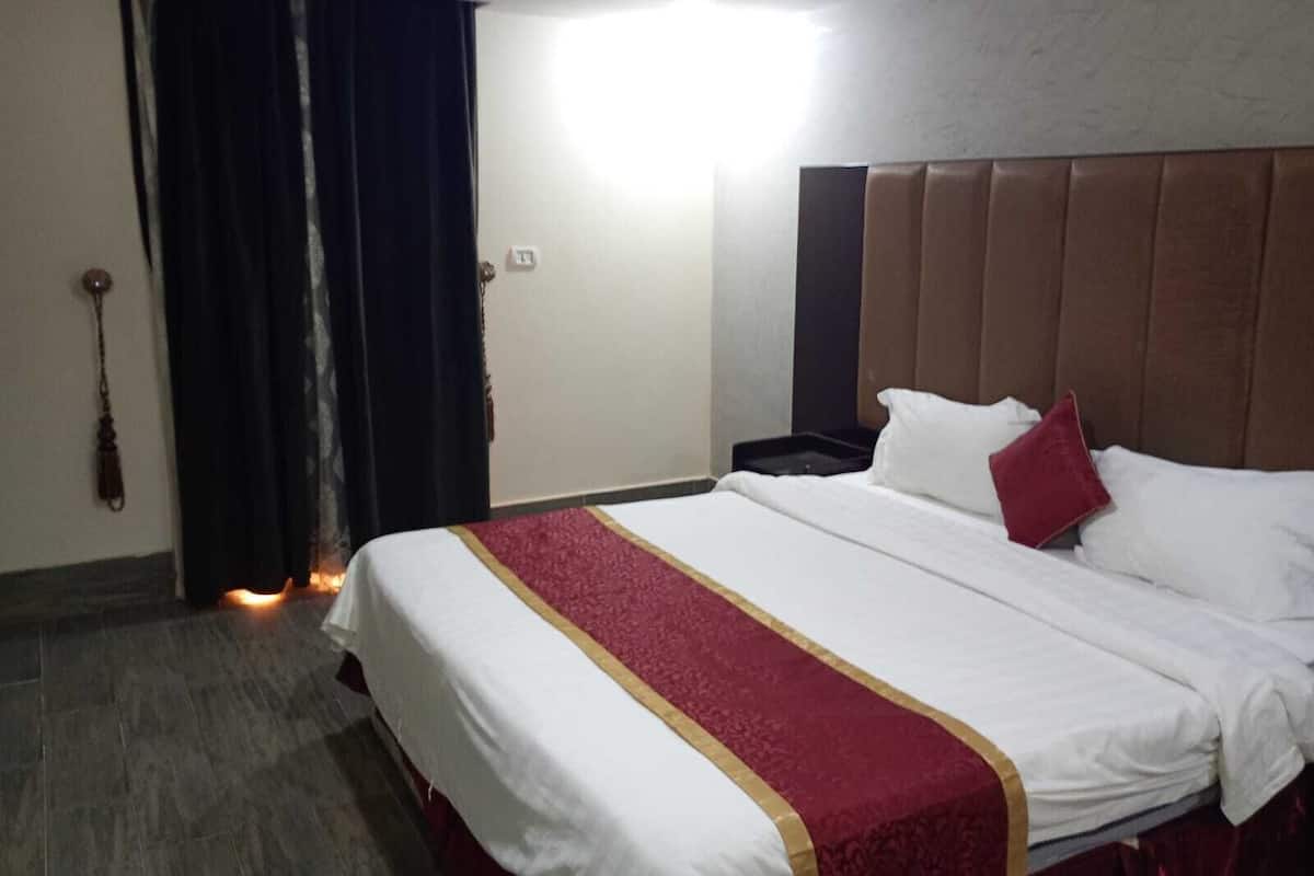 2 bedrooms, iron/ironing board, free WiFi