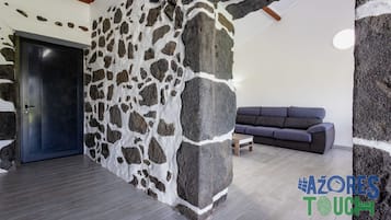 House | 1 bedroom