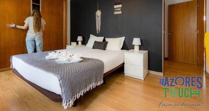 Olis House in Angra do Hero smo