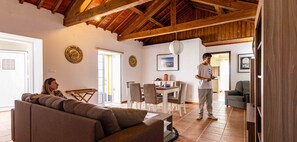 House | 2 bedrooms - Casa dos Rios in S o Pedro (Angra do Heroismo)