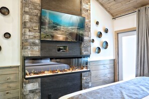3 habitaciones, tabla de planchar con plancha y cuna de viaje