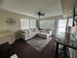 Smart TV - 1st Floor Direct Bayfront 1 bedroom Updated Condo with pool overlooking the bay! (Ocean City)