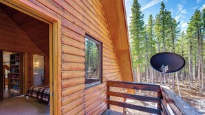 Unclassified image, 4 of 42, button - 4 Mi to Rmnp: Allenspark Cabin w/ Wraparound Deck! (Allenspark)