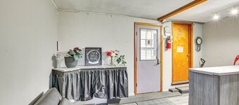 5 Mi to Rice Lake State Park: Lake Mills Studio