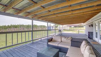 House (3 Bedrooms) | Front of property