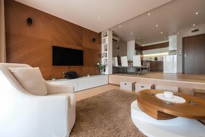 TV connectée, cheminée