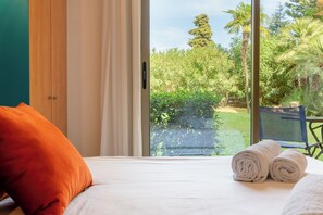 Apartment, 2 Bedrooms, Air conditioning, Beachside | 2 bedrooms, soundproofing, iron/ironing board, free WiFi - Les 15 Pins & La Mer -  Riviera Escape Apartments with Pool & Garden (Antibes)