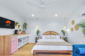1 bedroom, WiFi, bed sheets