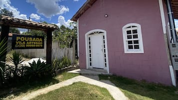 Fachada da propriedade
