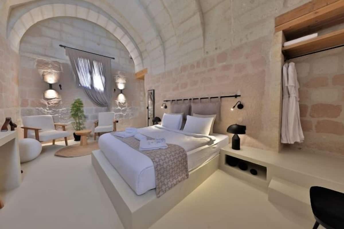 1 habitación y caja de seguridad en la habitación