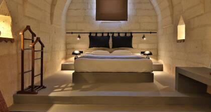 Simurg Cave House