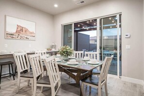 Dining - 52-53 | Family reunion home! 2 pools, 2 hot tubs (Santa Clara)