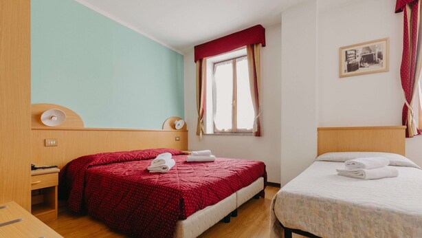 Classic Quadruple Room | WiFi (free) - Hotel Spera (Spera)