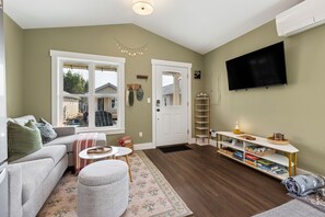 Smart TV, books