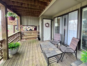 Terrace/patio - FRESHLY UPDATED - Slope View Bearadise (Sugar Mountain)
