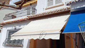 DĂ©tail de lâextĂ©rieur