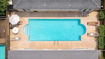Apartment, 2 Bedrooms | Pool
