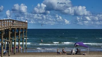 Apartment, 2 Bedrooms | Beach