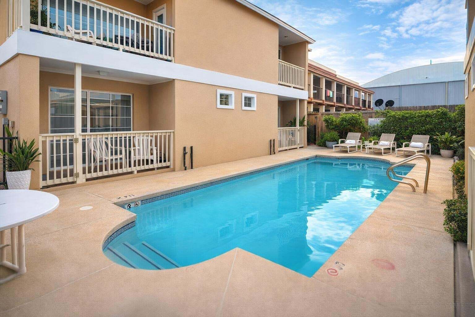 Apartment, 2 Bedrooms | Pool