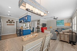 Una Smart TV, libros