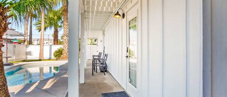 Outdoor pool, pool umbrellas