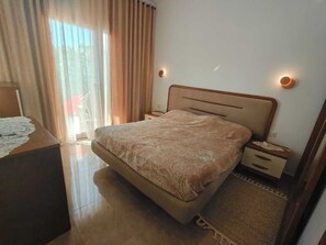 2 عدّة غرف نوم وواي فاي وم لاءات أسرّة