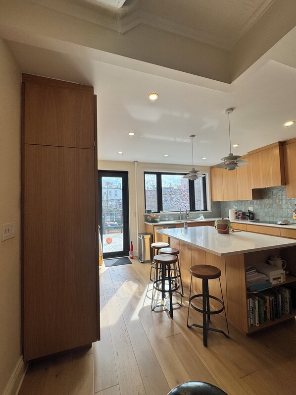 Private kitchen