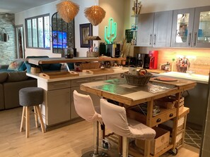 Dining - Loft in the heart of the Gulf of Saint Tropez 2large terraces (Cogolin)