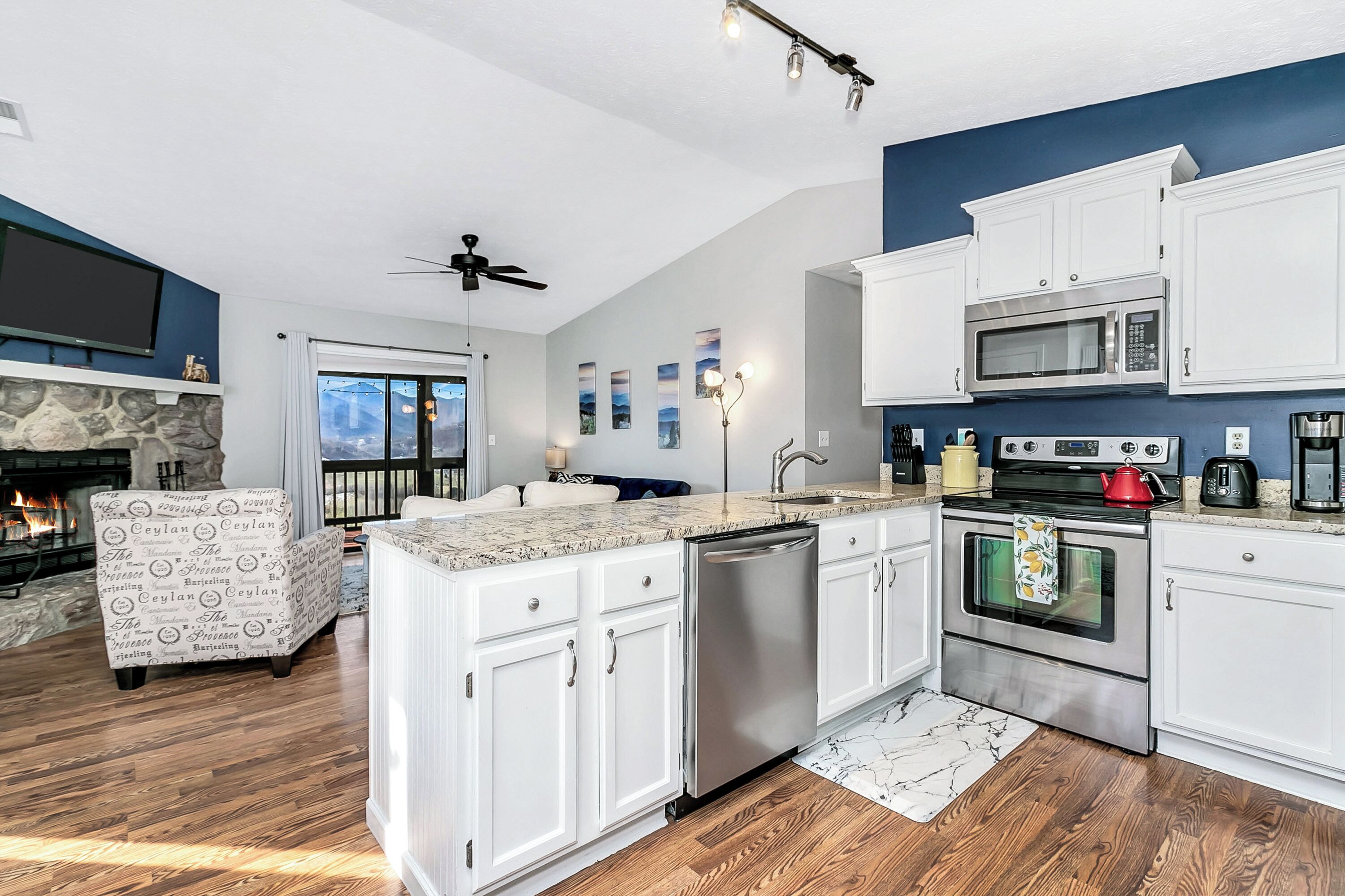 Cabin có thiết kế đặc trưng, 2 phòng ngủ, sân hiên, quang cảnh núi | Bếp riêng | Tủ lạnh, lò vi sóng, lò nướng, bếp nấu 