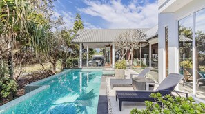Pool - Santi House - large beachfront home with ocean views (Kingscliff)