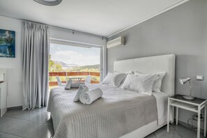 1 bedroom, desk, iron/ironing board, free WiFi - South Blue Sea View Apartment (Vouliagmeni)