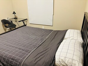 1 bedroom, desk, iron/ironing board, free WiFi