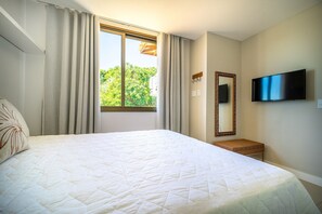 4 Schlafzimmer, Bügeleisen/Bügelbrett, WLAN, Bettwäsche