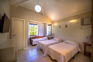 4 bedrooms, iron/ironing board, Internet, bed sheets