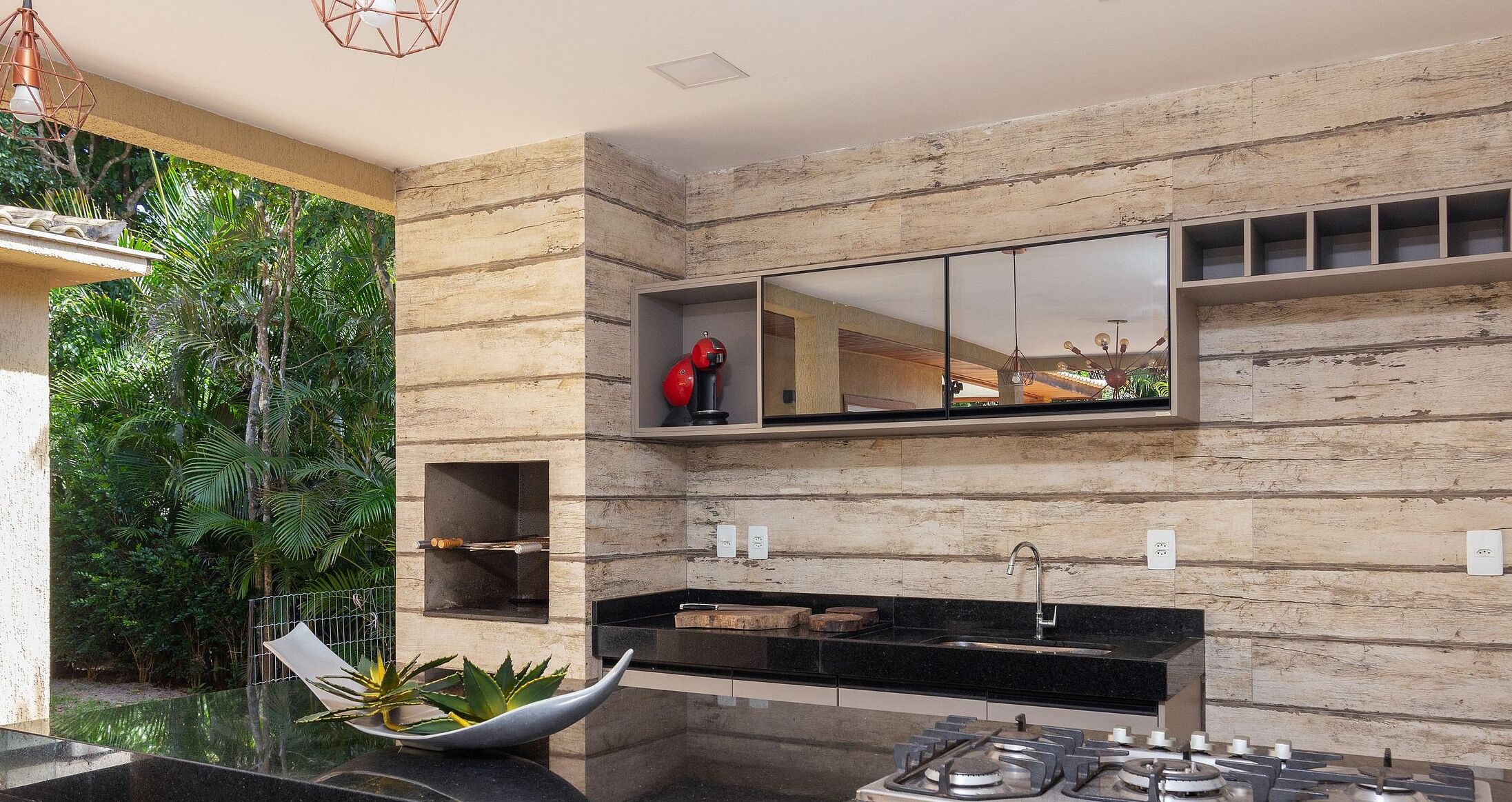 Fridge, oven, coffee/tea maker, cookware/dishes/utensils