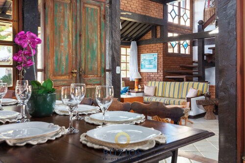 Bz46 300 meters from the beach! House with 4 suites!