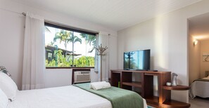 5 habitaciones, tabla de planchar con plancha, internet y ropa de cama 