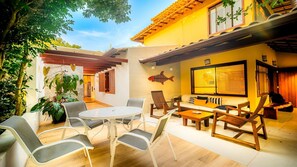 Outdoor dining - Bz 51 Center! High standard, 4 Suites with/ Private leisure area (Armação dos Búzios)