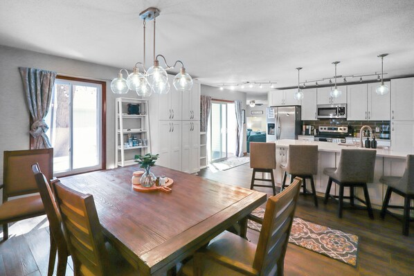 Dining - Large Ranch; 4 Bed; 2.5 Bath; Patio (Omaha)