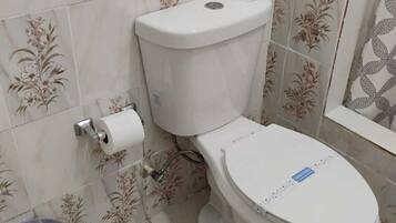 Comfort Apartment | Bathroom