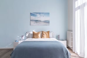 4 habitaciones, tabla de planchar con plancha y wifi gratis 